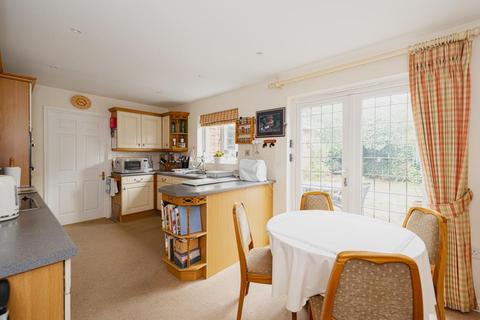 2 Nelson Walk, Epsom, KT19 7LR