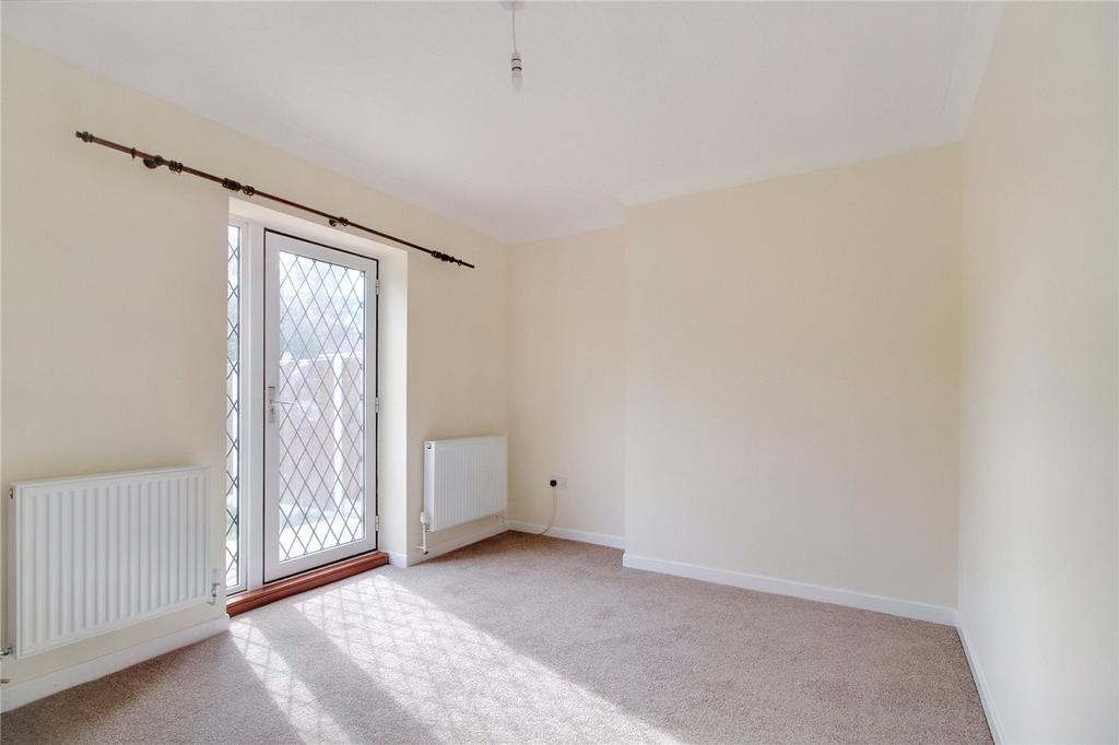Norwich Road, Mulbarton, Norwich... 3 bed semidetached house £1,100