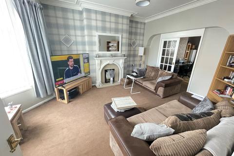 3 bedroom terraced house for sale - Ashley Road, West Harton, South Shields, Tyne and Wear, NE34 0PE