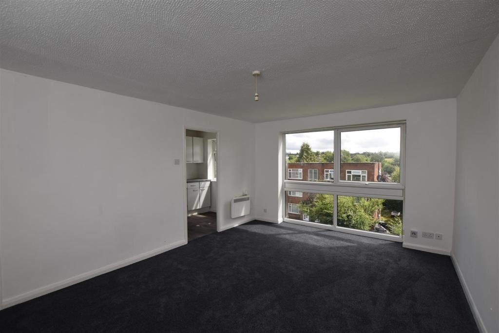 Baguley Crescent, Middleton... 1 bed flat £55,000