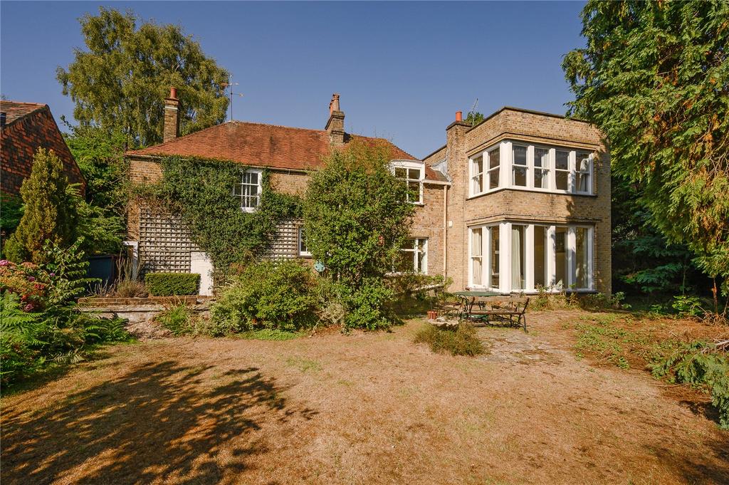 West Temple Sheen, London, SW14 5 bed detached house £3,250,000