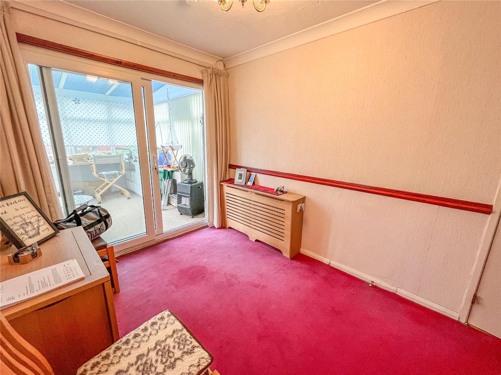 manifold-road-scunthorpe-north-2-bed-bungalow-135-000