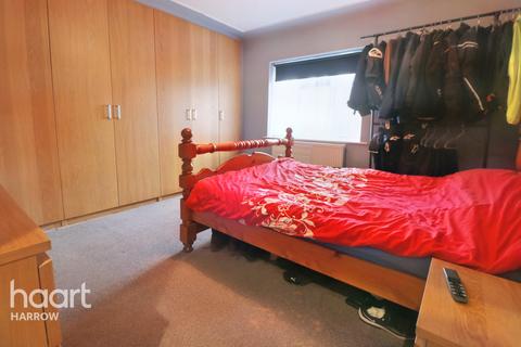 107 Dalston Gardens, Stanmore, HA7 1DA