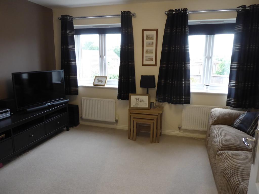 Highlander Drive, Telford And Wrekin 4 bed terraced house £795 pcm (£