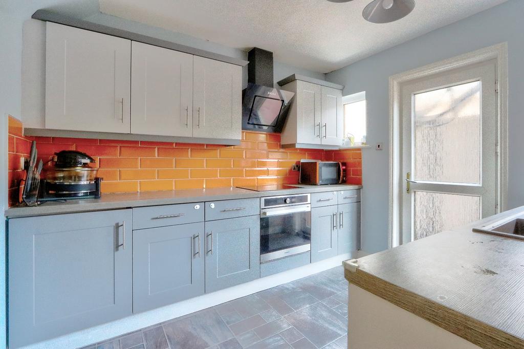 York Road, Linthorpe, TS5 3 bed semidetached house £140,000