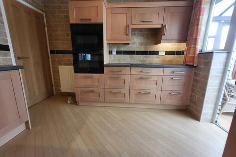 4 Bede Burn View, Jarrow, NE32 5PQ