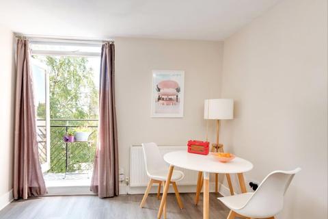1 bedroom flat for sale - Fitzjohns Avenue, London, NW3