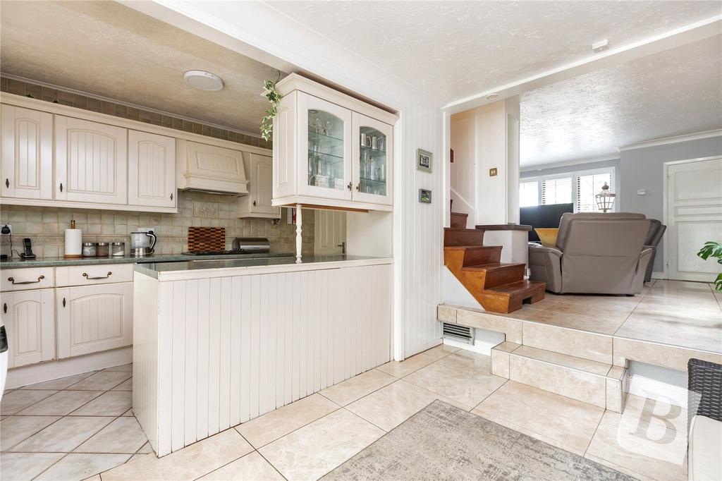 Kitchen/Dining Area
