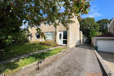 30 Duffryn Close, Tonyrefail, Porth, CF39 8HD