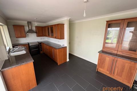 30 Duffryn Close, Tonyrefail, Porth, CF39 8HD