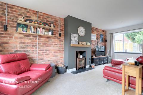 14 Clayton Avenue, Buglawton, Congleton, CW12 2AY