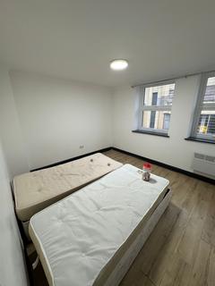 3 bedroom flat to rent, Rye Lane, Peckham, SE15