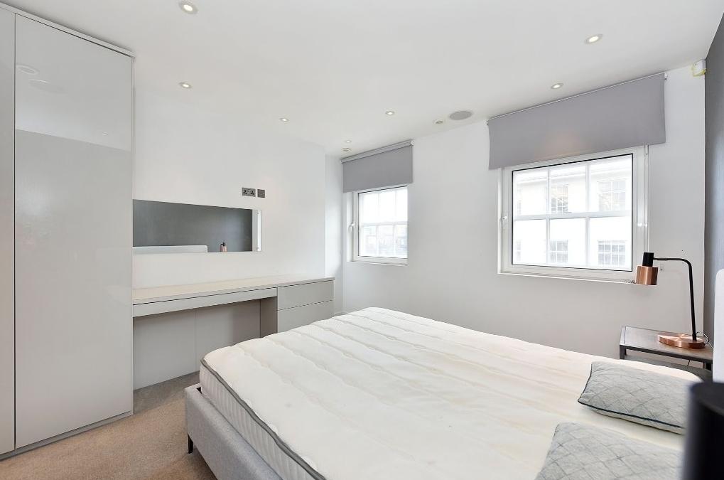 Apartment in London - View 3