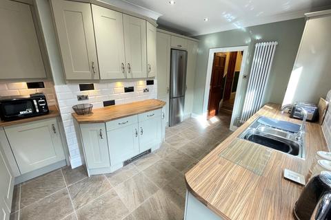 4 bedroom terraced house for sale - Kent Villas, Jarrow, Tyne and Wear, NE32 5SA