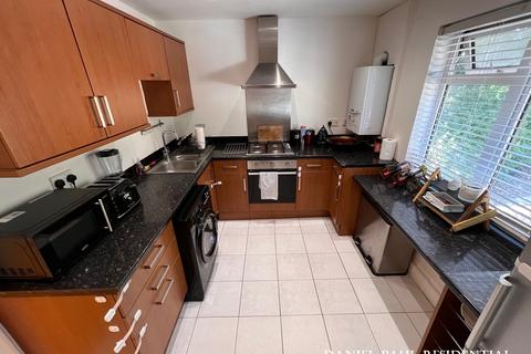 30 Brambles Close, Isleworth, TW7 5BX