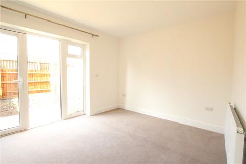 4 bedroom end of terrace house to rent, Millstone Way, Gloucester, GL1