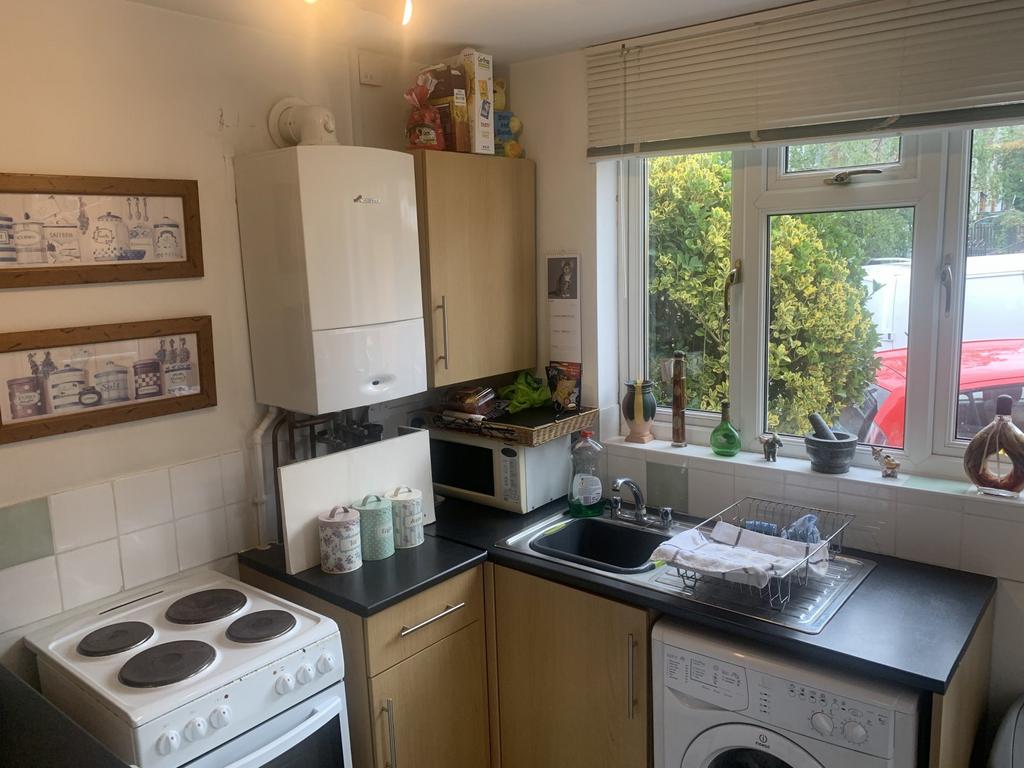 Longden Coleham, Shrewsbury, Shropshire, SY3 1 bed apartment for sale