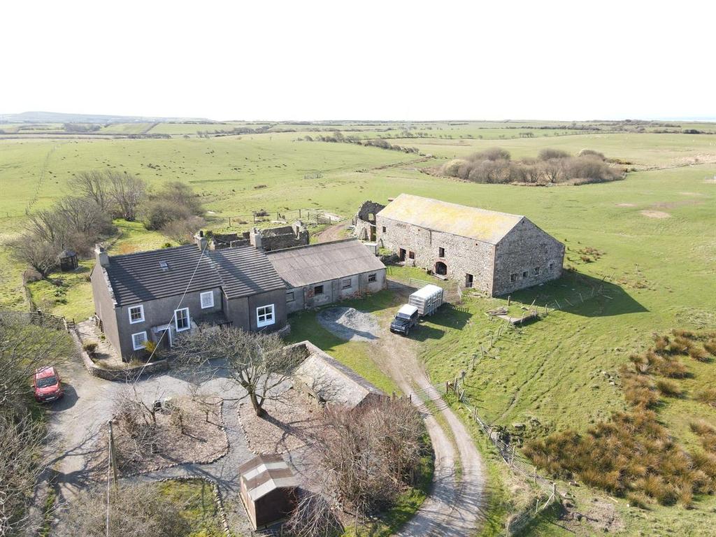 5 bedroom farm house for sale