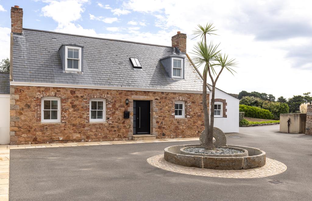 Le Hurel, St. Ouen, Jersey 4 bed detached house £1,395,000