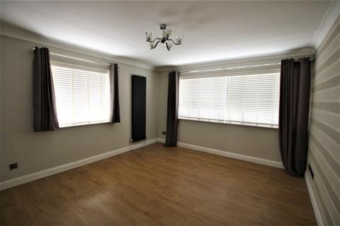 14 Langham Close, Bolton, BL1 7RA