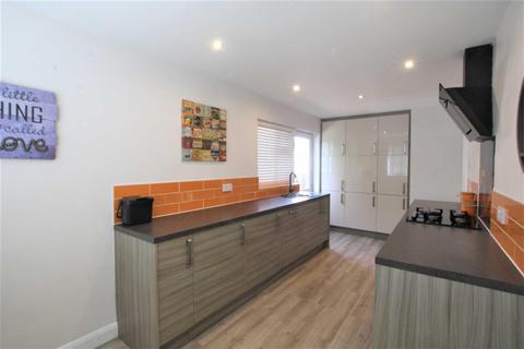 14 Langham Close, Bolton, BL1 7RA