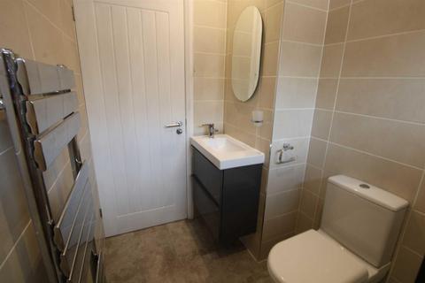14 Langham Close, Bolton, BL1 7RA