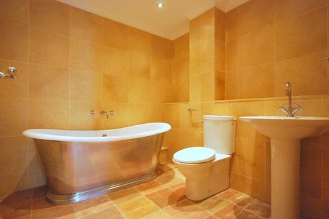 2 bedroom flat to rent, Dunbar Wharf, 108-124 Narrow Street, London