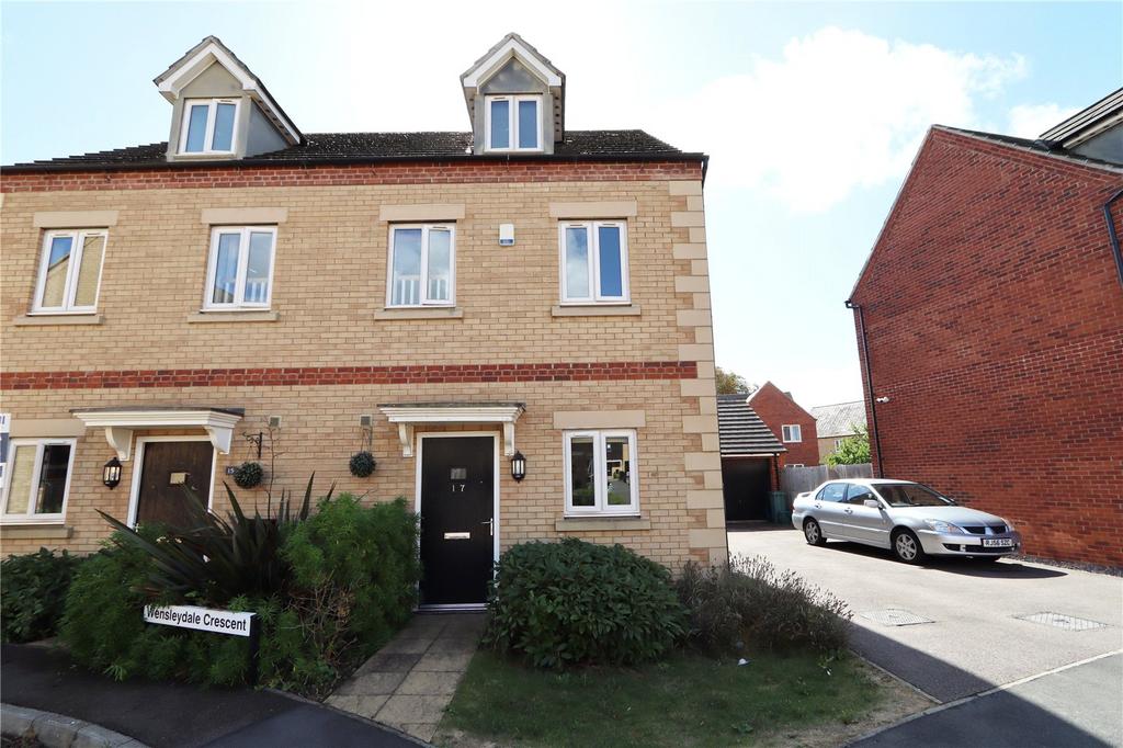 Wensleydale Crescent, Oakridge Park, Milton Keynes, Bucks, MK14 3 bed