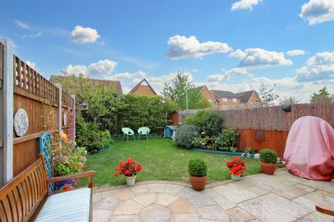 76 Lennox Close, Chafford Hundred, Grays, RM16 6AP