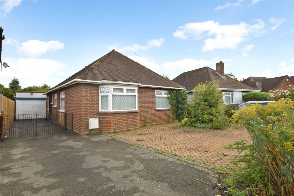 Springfield Road, Windsor, Berkshire, SL4 3 bed bungalow for sale £