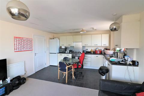 2 bedroom flat to rent, Sparrowhawk Place, Hatfield, AL10