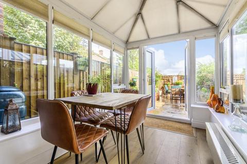 23 Saddlebrook Park, Sunbury-on-thames, TW16 7NG