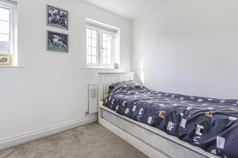 23 Saddlebrook Park, Sunbury-on-thames, TW16 7NG