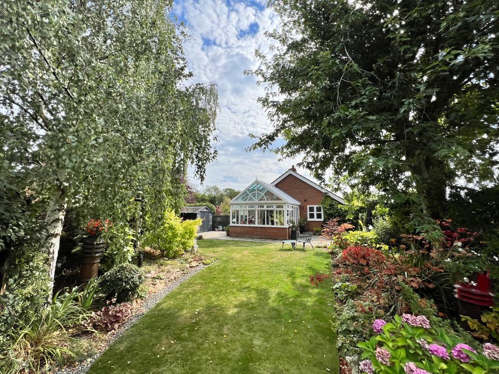 Saxons Main Road Little Carlton Louth... 3 bed detached bungalow £390,000