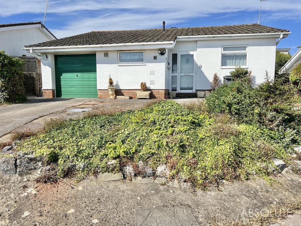 Purbeck Avenue, Livermead, Torquay, Devon, TQ2 6UL 3 bed detached house