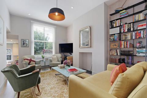 1 bedroom terraced house for sale, Chesterton Road, London