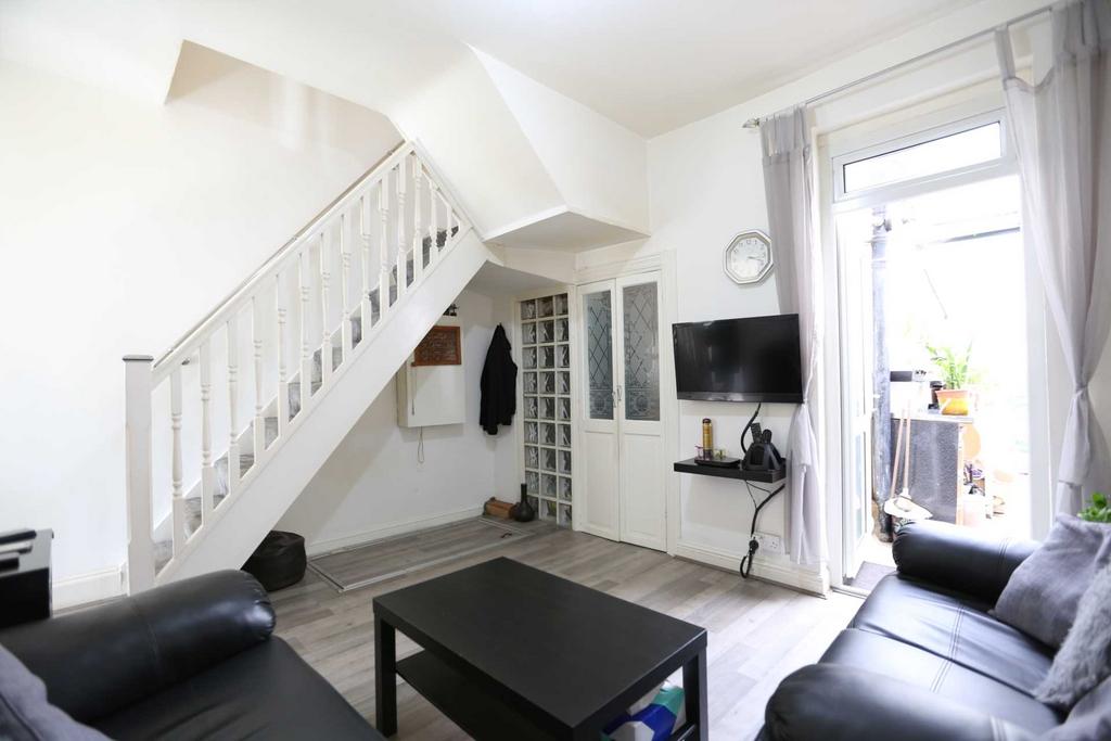 Shrewsbury Road, Forest Gate, E7 3 bed terraced house £500,000