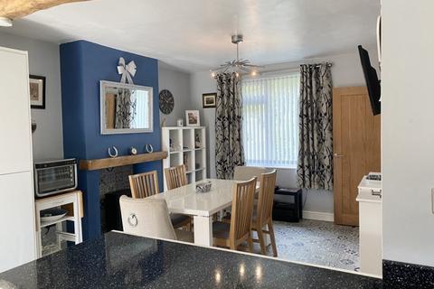 7 Queensway, Llandovery, SA20 0BH
