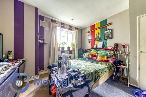 2 bedroom flat for sale - Lakeview Road, West Norwood, SE27