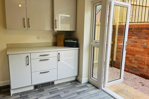 undefined, Modern two bedroom property - Alphington
