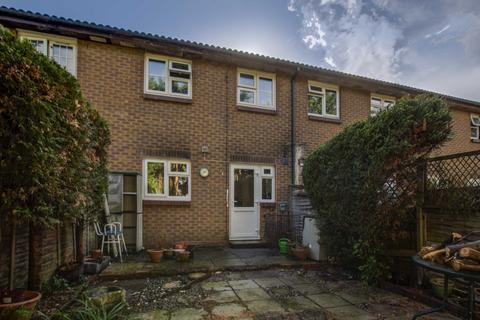 13 Mortimer Close, Bushey, WD23 4UH