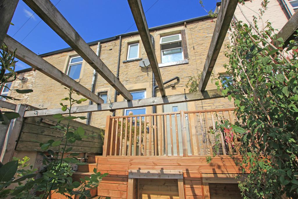 48 Russell Street, Skipton, 2 bed terraced house £165,000