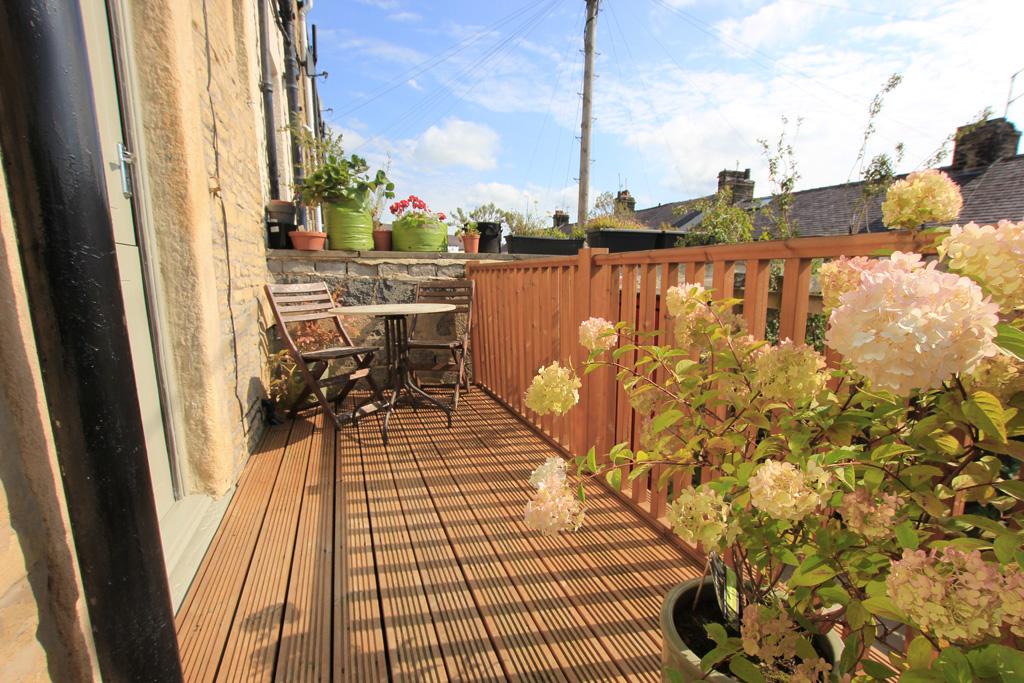 48 Russell Street, Skipton, 2 bed terraced house £165,000