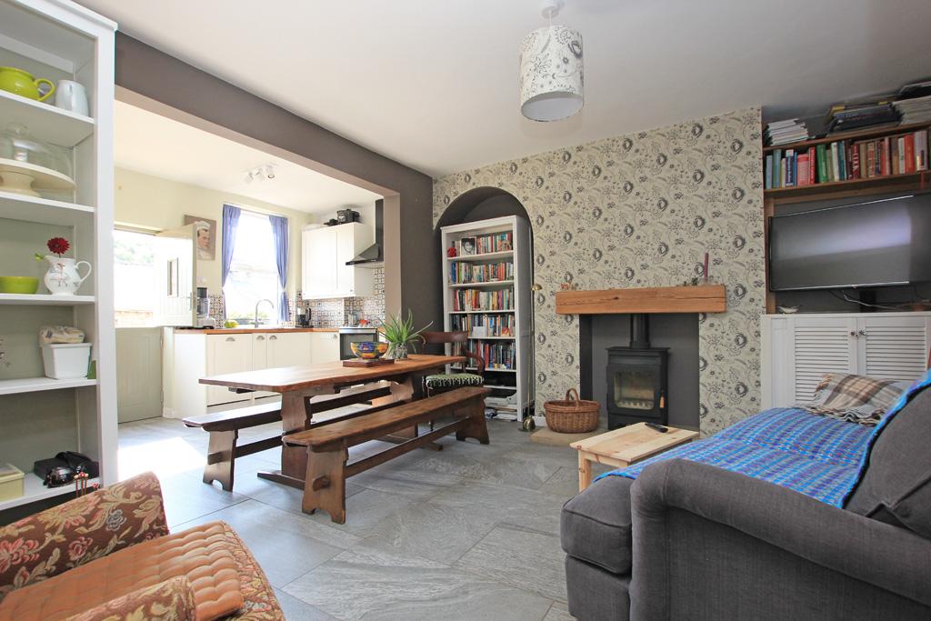 48 Russell Street, Skipton, 2 bed terraced house £165,000