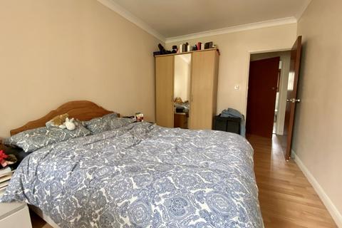 1 bedroom flat to rent, Median Road, Clapton