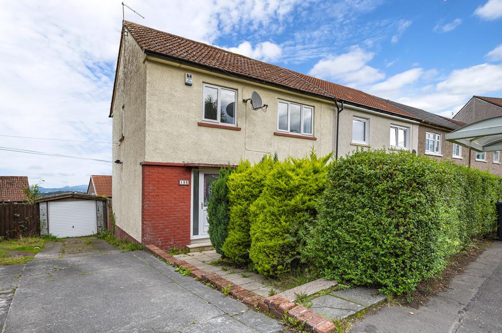 133 Newton Avenue, Barrhead, Glasgow, G78 2PS 3 bed semidetached villa for sale £95,000