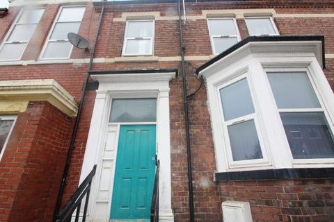 Studio to rent, Victoria Road, Darlington, County Durham