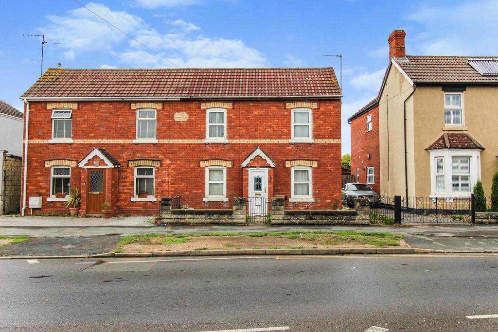 Moredon Road, Moredon, Swindon 3 bed semidetached house £900 pcm (£