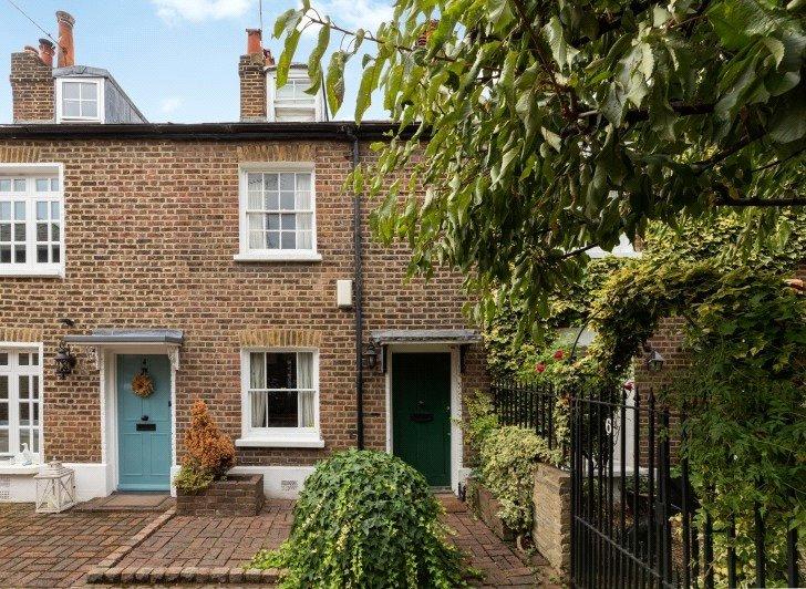 Walnut Tree Cottages, Church Road, SW19 2 bed terraced house £1,275,000