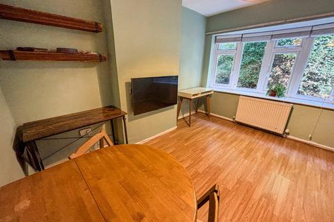 1 bedroom flat to rent, Aldborough Close, Didsbury, Manchester, M20